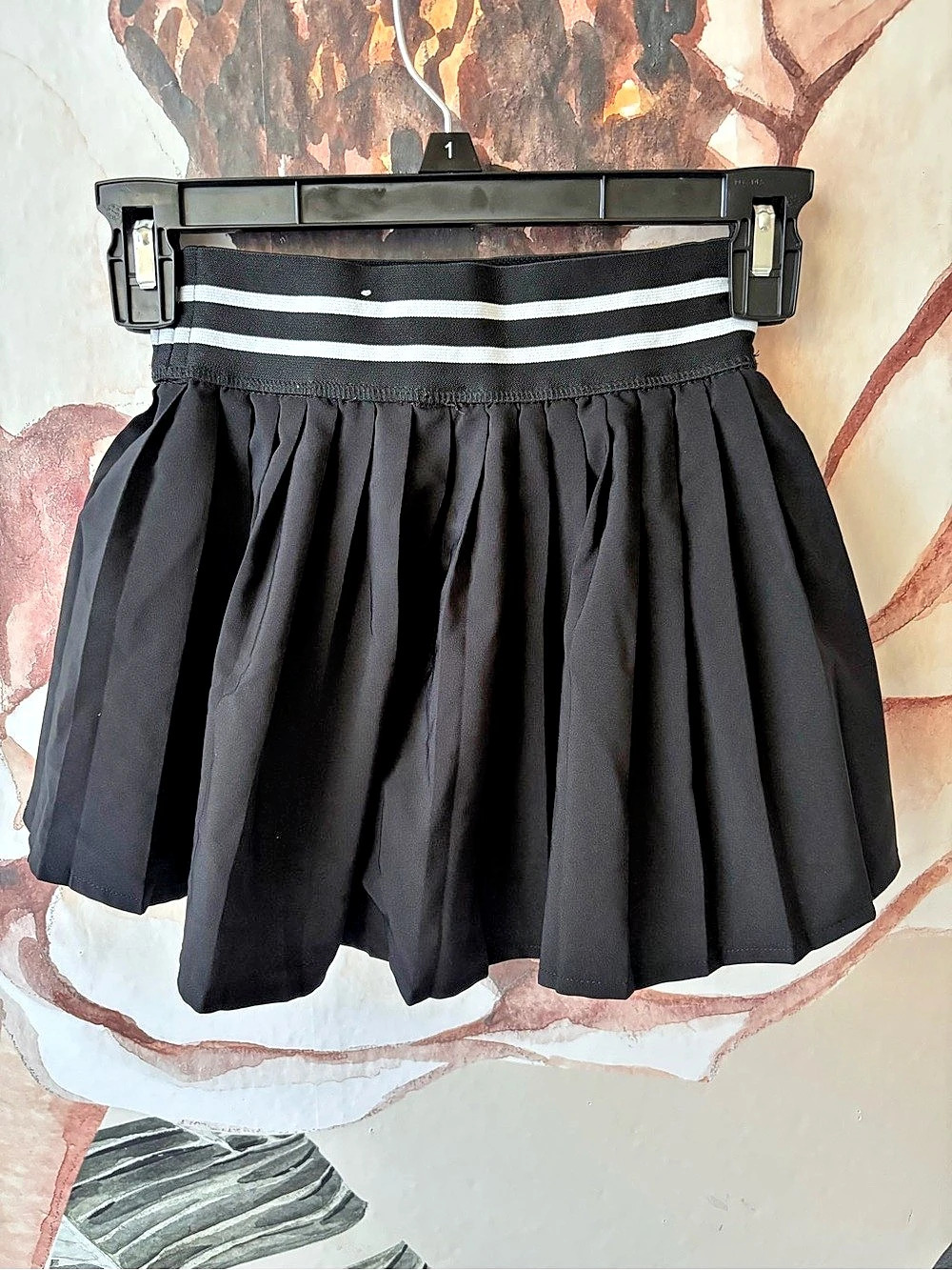 Justice Pleated Active Skort Striped Pleated Skirt in Black & White Girls Small